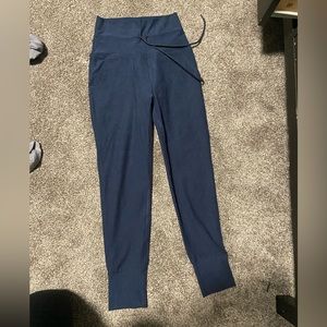 Brand new beyond yoga joggers